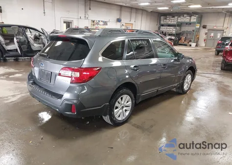 2018 Subaru Outback 2.5I Premium z USA, uszkodzony, nr VIN 4S4BSACC7J3345200
